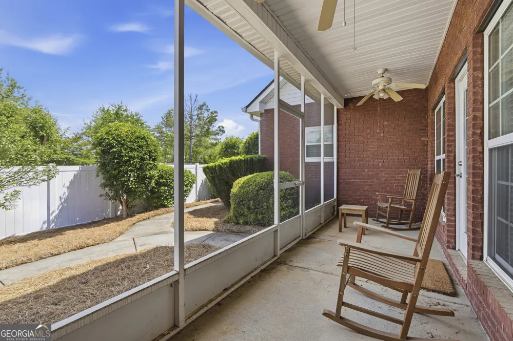100 Jamestown CT Centerville, GA 31028