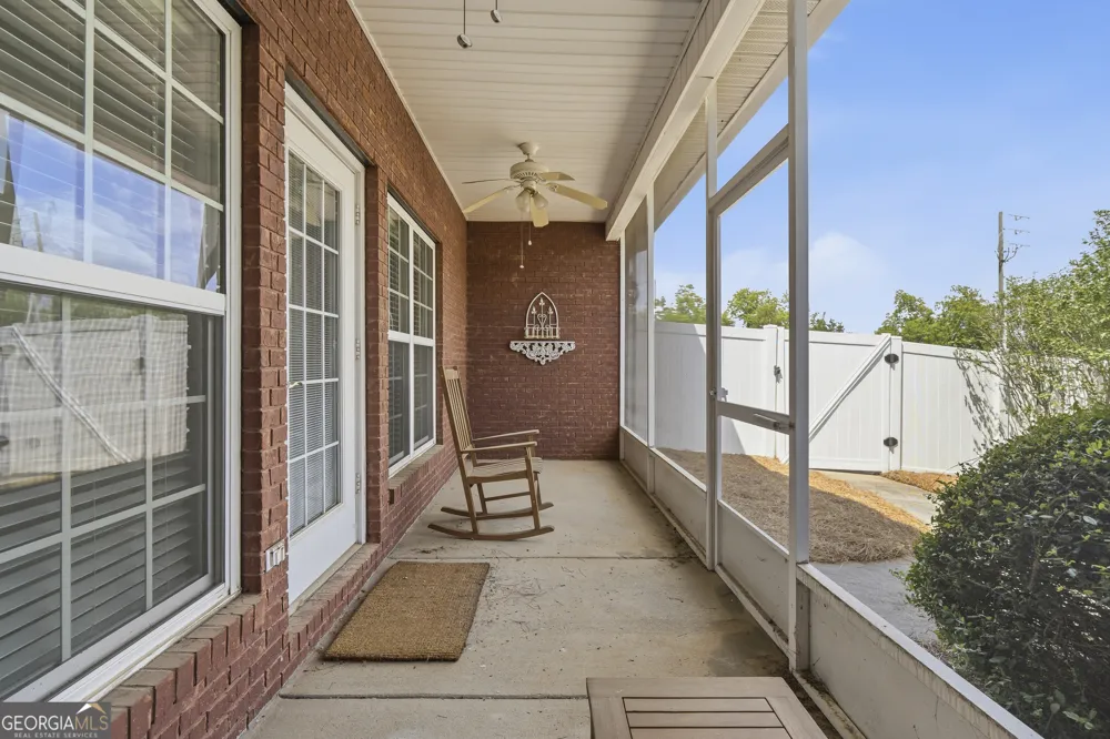 100 Jamestown CT Centerville, GA 31028