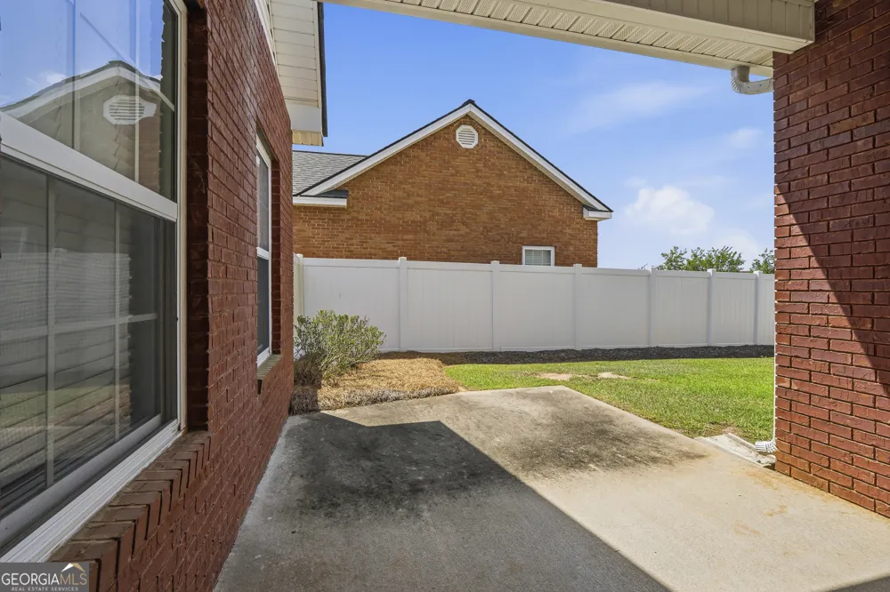 100 Jamestown CT Centerville, GA 31028