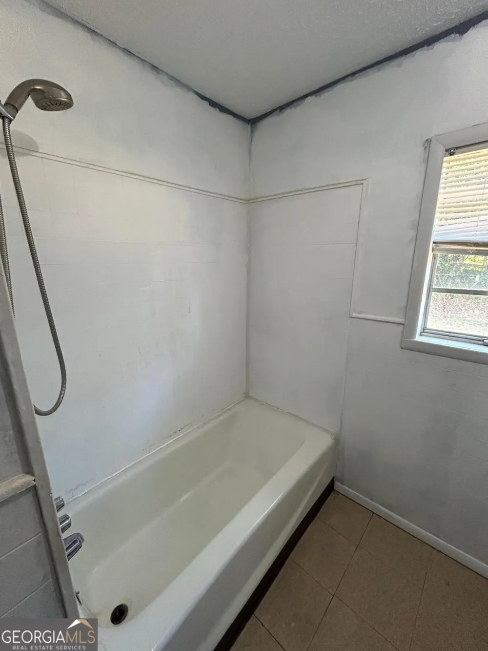2645 E Elm ST Wrightsville, GA 31096