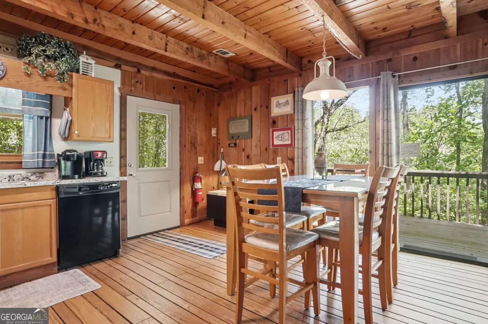 5730 Highway 356 Sautee Nacoochee, GA 30571