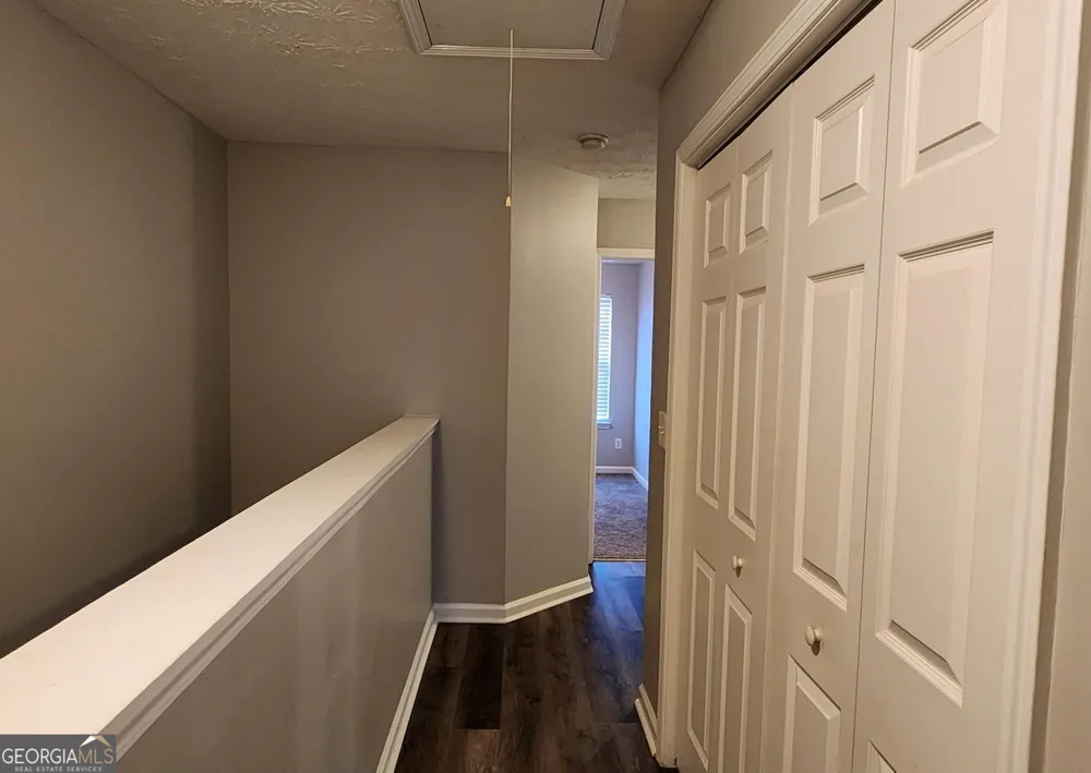 4128 Flat TRL Union City, GA 30291