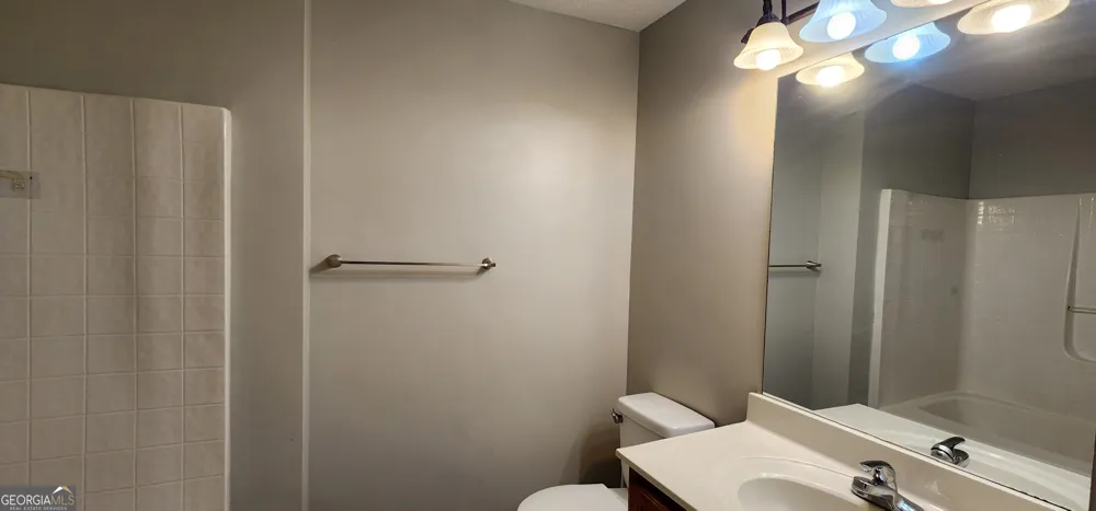 4128 Flat TRL Union City, GA 30291