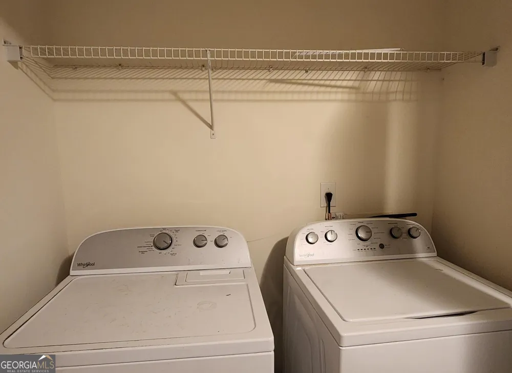 4128 Flat TRL Union City, GA 30291