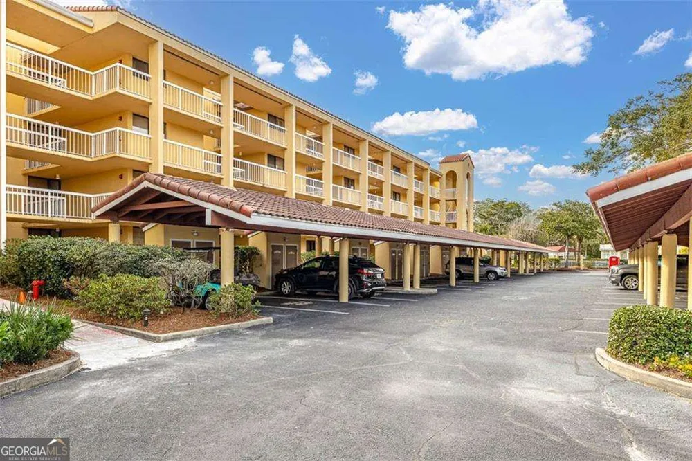 201 Neptune RD St. Simons, GA 31522
