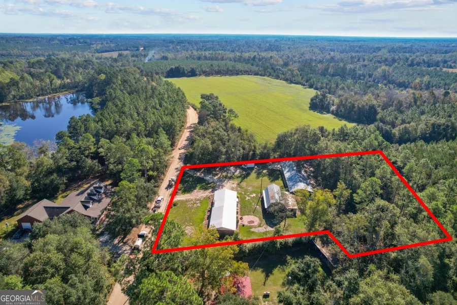 780 David Carter RD NE Baxley, GA 31513