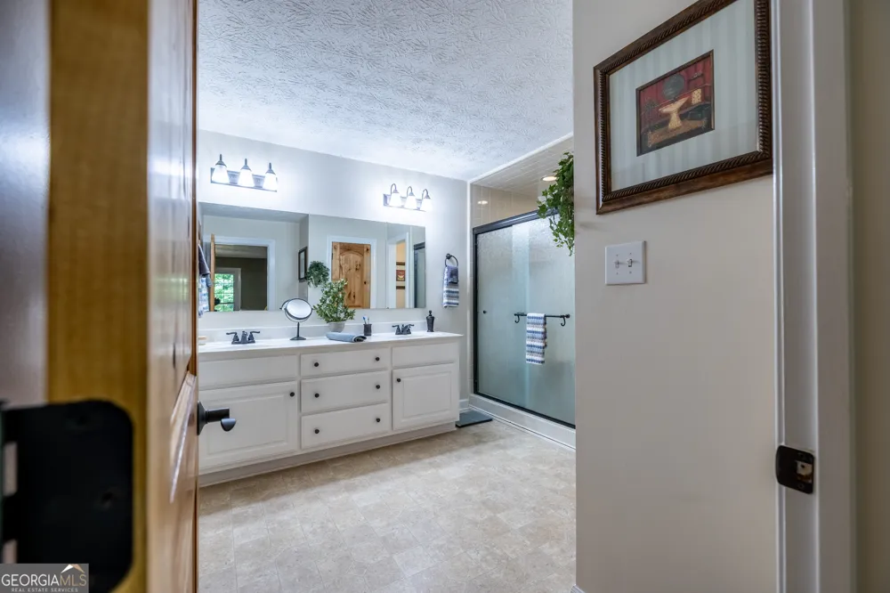 131 Hine RD SE Rome, GA 30161