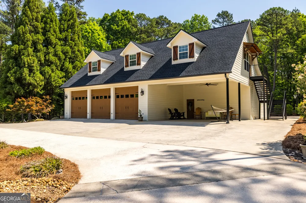 131 Hine RD SE Rome, GA 30161