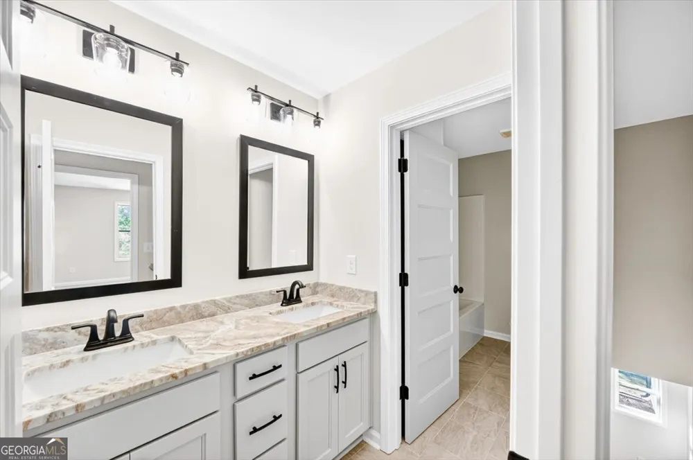 205 Barnett LN Thomaston, GA 30286