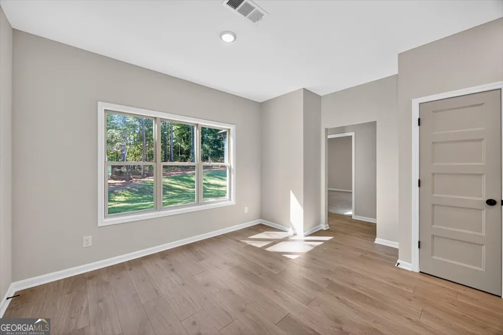 205 Barnett LN Thomaston, GA 30286