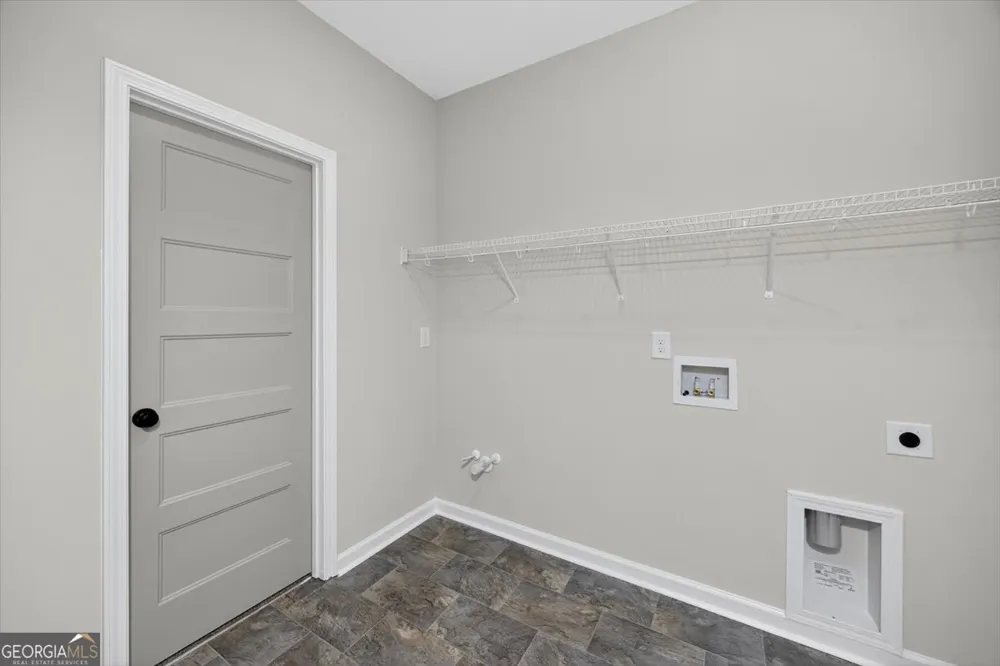 205 Barnett LN Thomaston, GA 30286