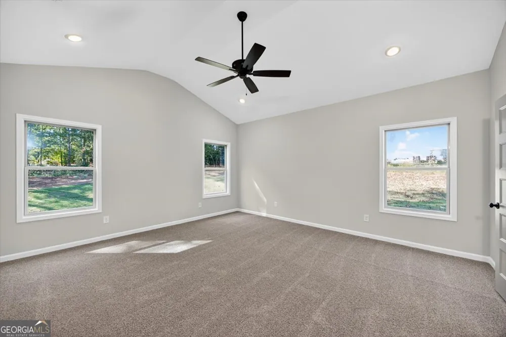 205 Barnett LN Thomaston, GA 30286