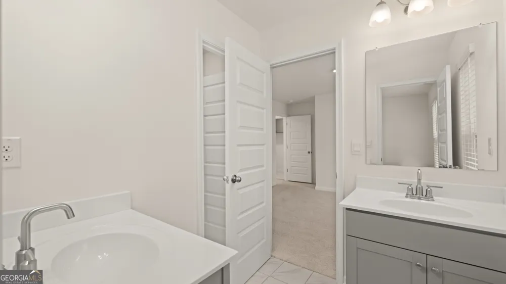 1787 Goodwin DR Hampton, GA 30228