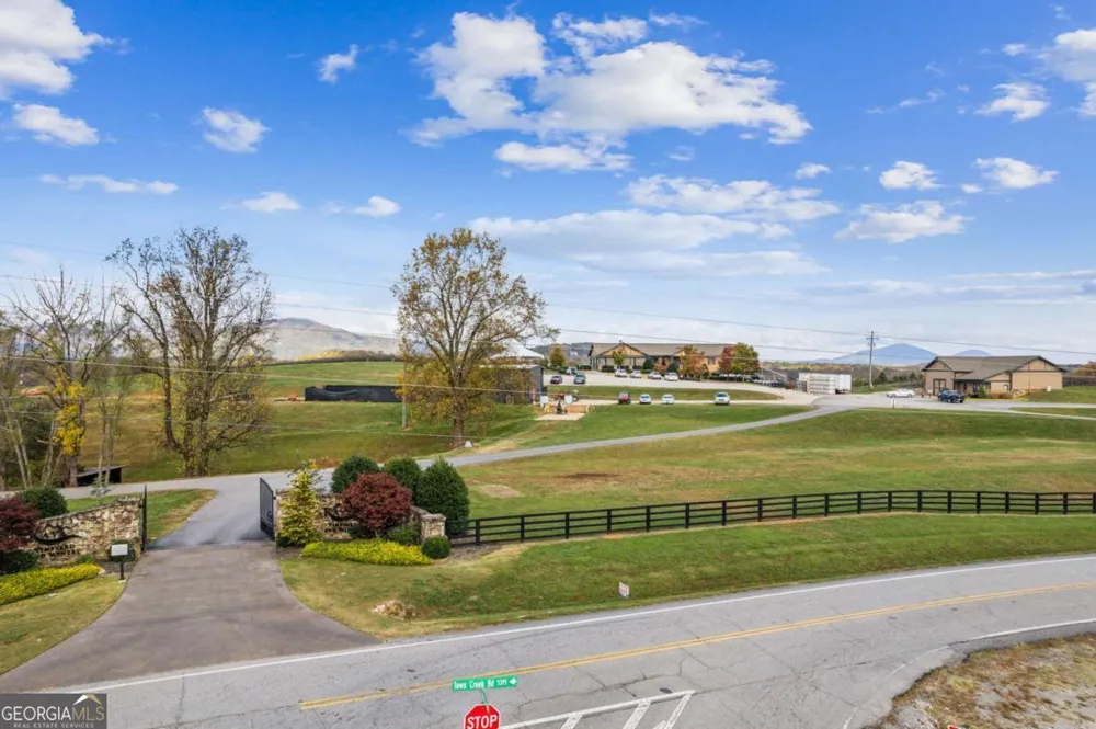0 VIA SENESE Dahlonega, GA 30533