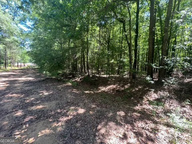 520 E Church ST Sandersville, GA 31082