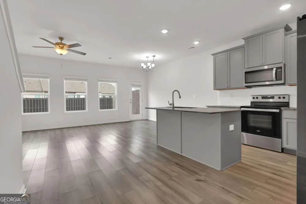 59 Regent PARK Hoschton, GA 30548