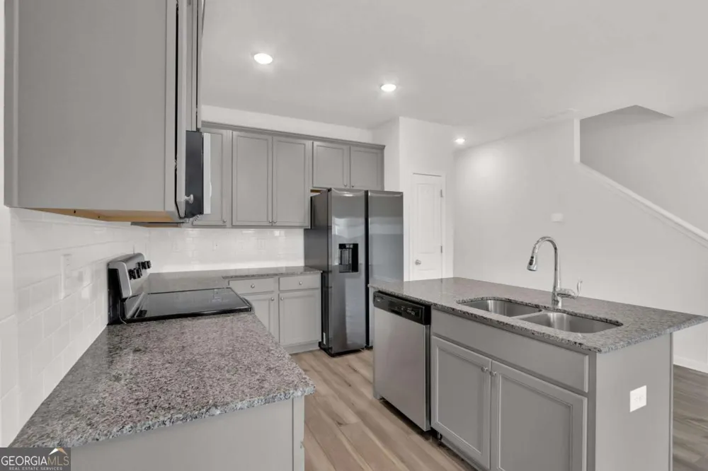 59 Regent PARK Hoschton, GA 30548