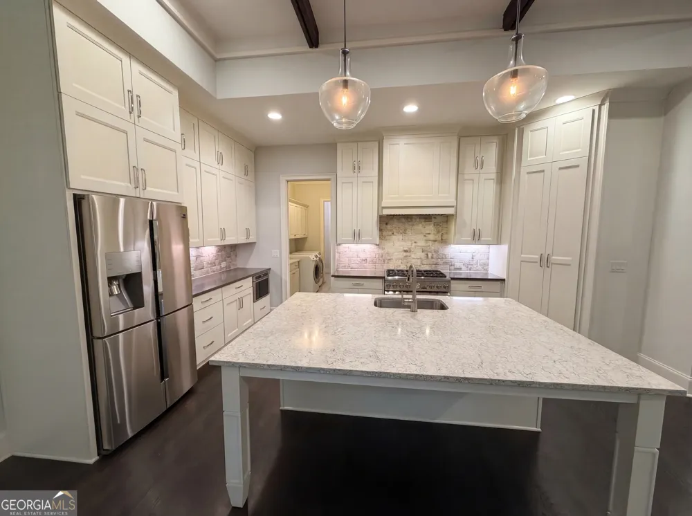 1803 Kent AVE Dunwoody, GA 30338