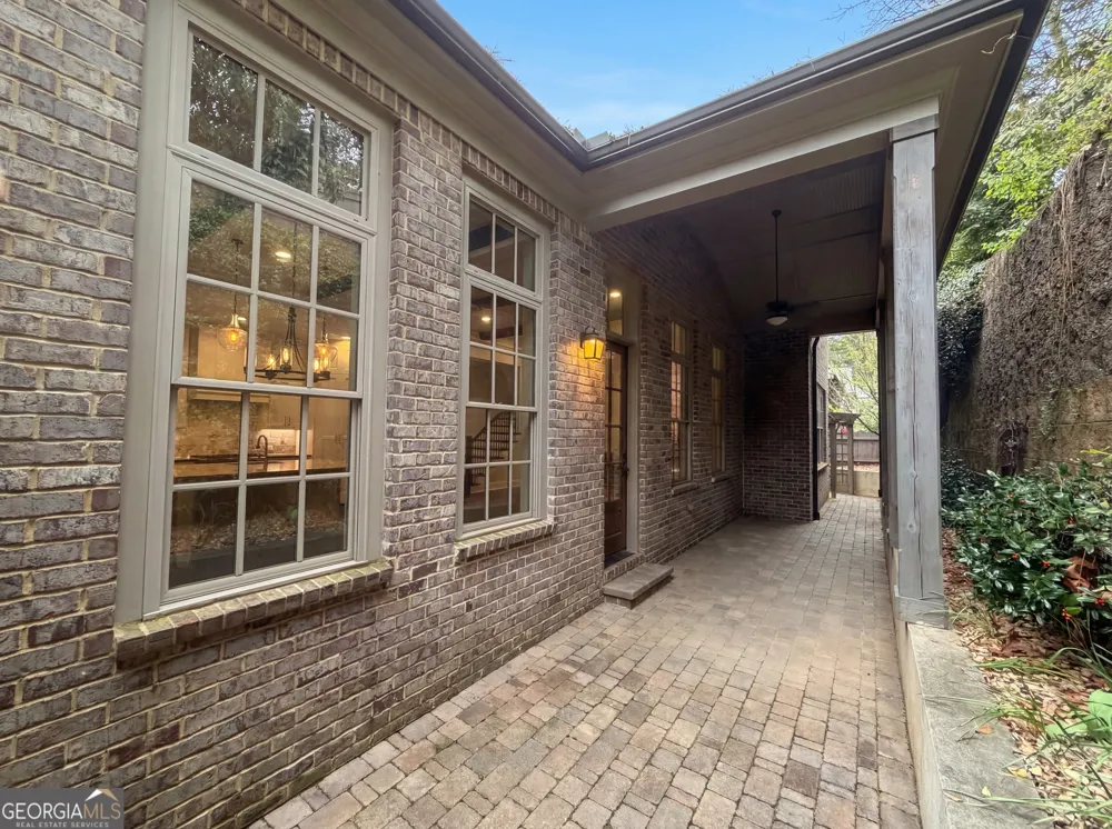 1803 Kent AVE Dunwoody, GA 30338