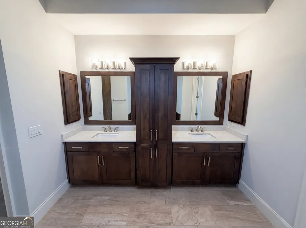 1803 Kent AVE Dunwoody, GA 30338