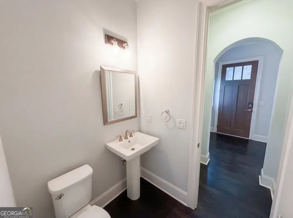 1803 Kent AVE Dunwoody, GA 30338