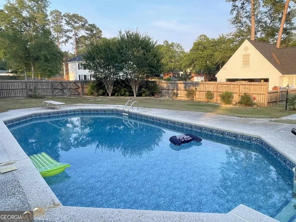 100 Cheek DR Dublin, GA 31021