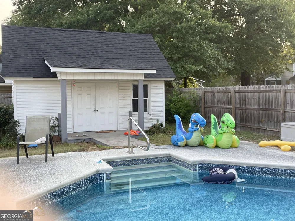 100 Cheek DR Dublin, GA 31021