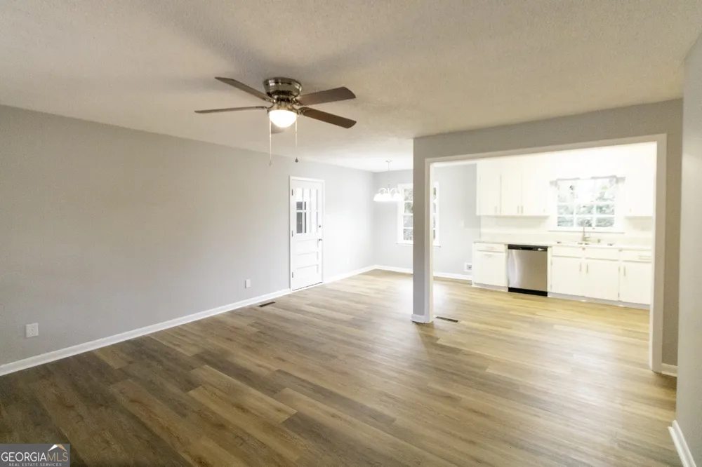 94 Ravenwood WAY Warner Robins, GA 31093