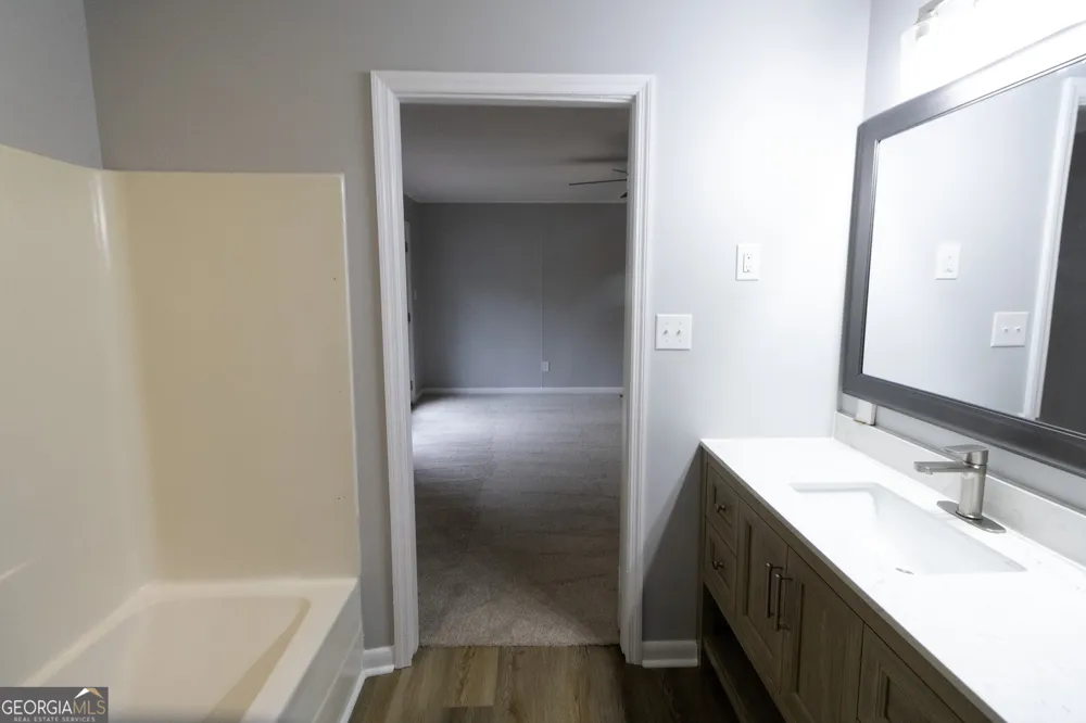 94 Ravenwood WAY Warner Robins, GA 31093