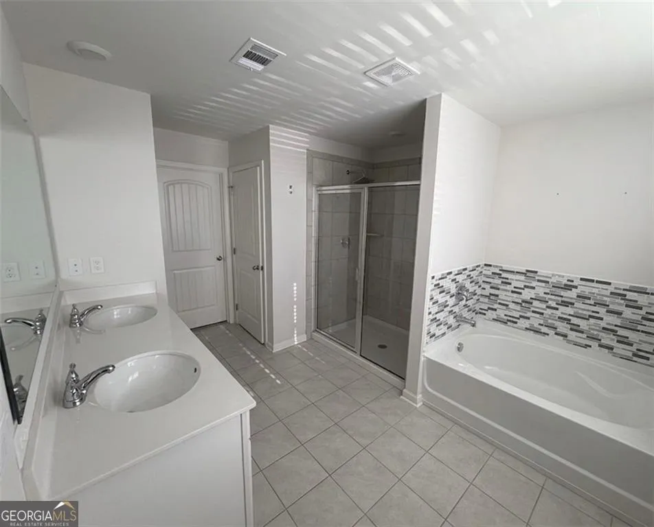 2312 Blue Monarch DR Buford, GA 30519