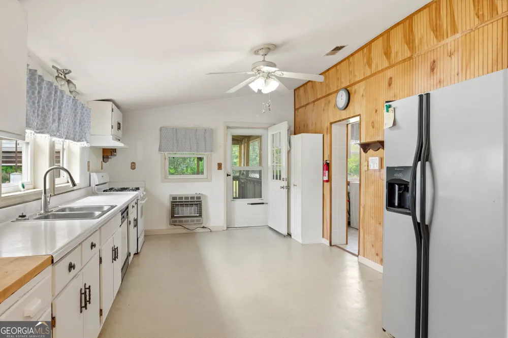 2010 Page RD Harrison, GA 31035
