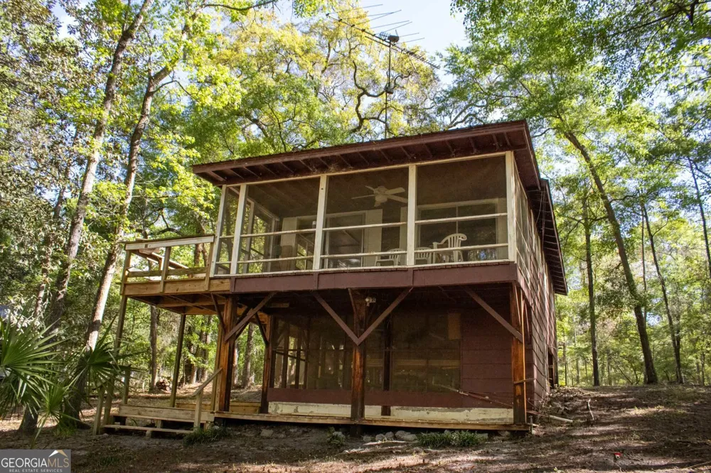 287 Shady Bluff LN Waynesville, GA 31566