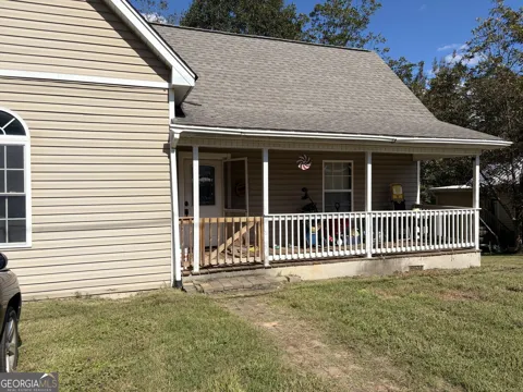 80 Baugh ST