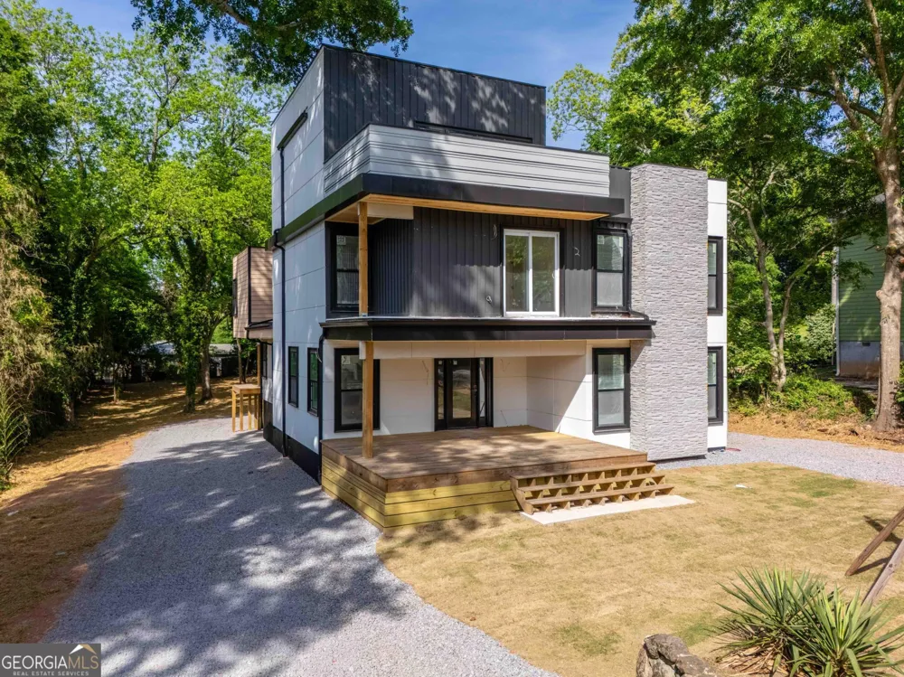 1465 E Broad ST Athens, GA 30601