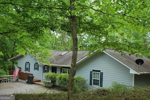 6961 Wood Lake CIR