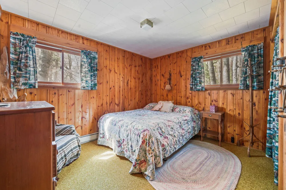 5717 W Pleasant Hill Road Free Soil, MI 49411