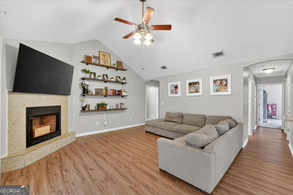359 Poole RD Ludowici, GA 31316