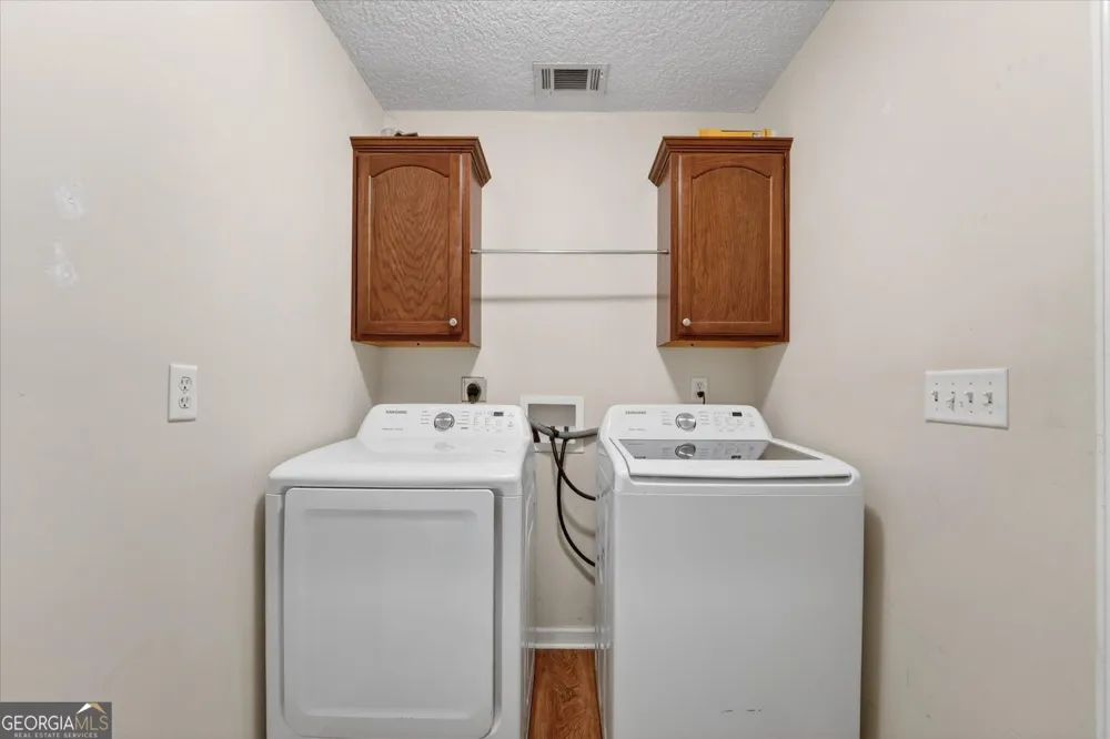 359 Poole RD Ludowici, GA 31316