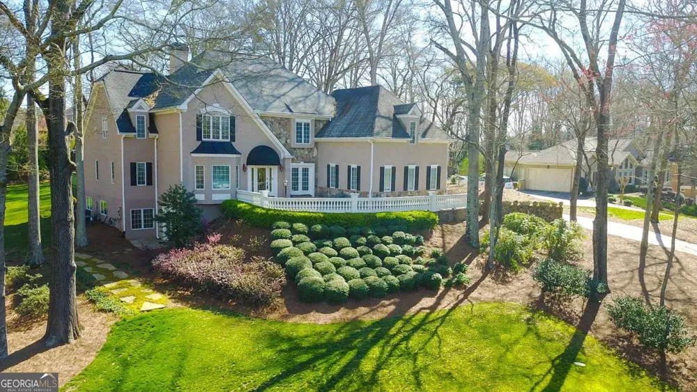 2043 Burgundy DR Braselton, GA 30517