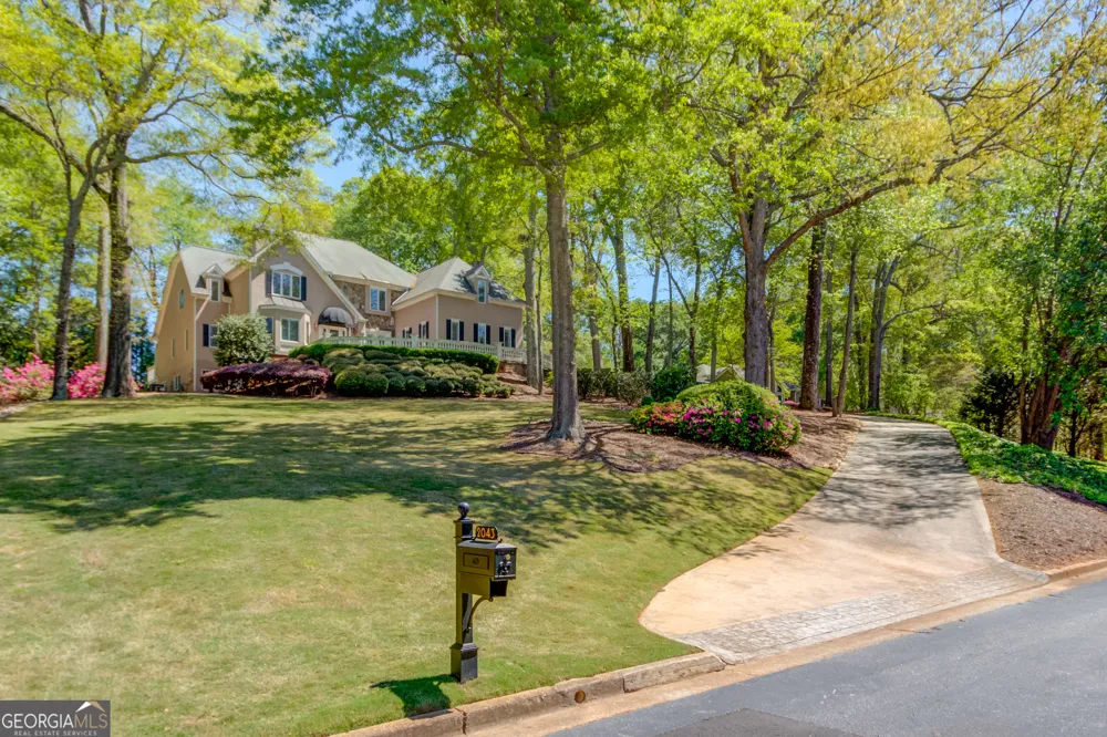 2043 Burgundy DR Braselton, GA 30517