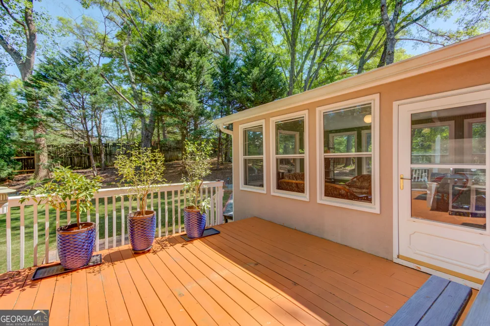 2043 Burgundy DR Braselton, GA 30517
