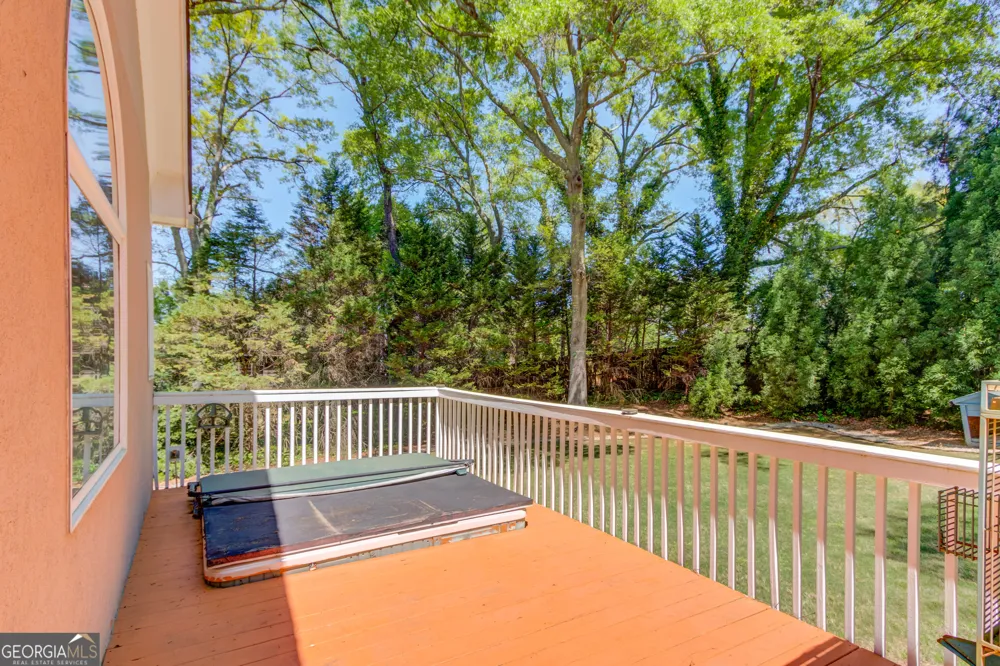2043 Burgundy DR Braselton, GA 30517