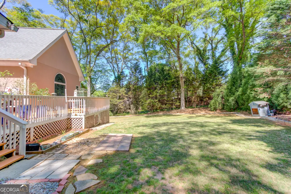 2043 Burgundy DR Braselton, GA 30517