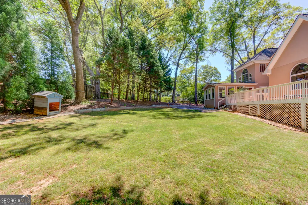 2043 Burgundy DR Braselton, GA 30517