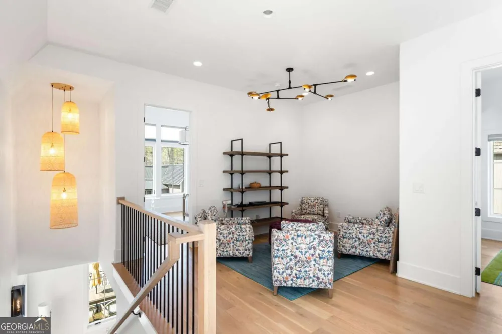 326 Mado LN Chattahoochee Hills, GA 30268