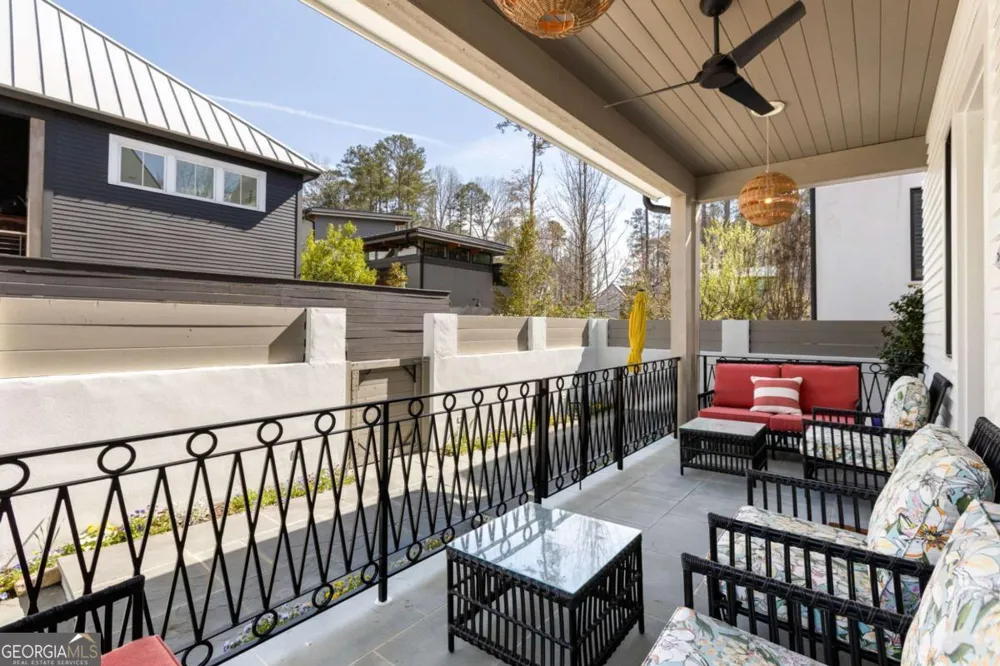 326 Mado LN Chattahoochee Hills, GA 30268