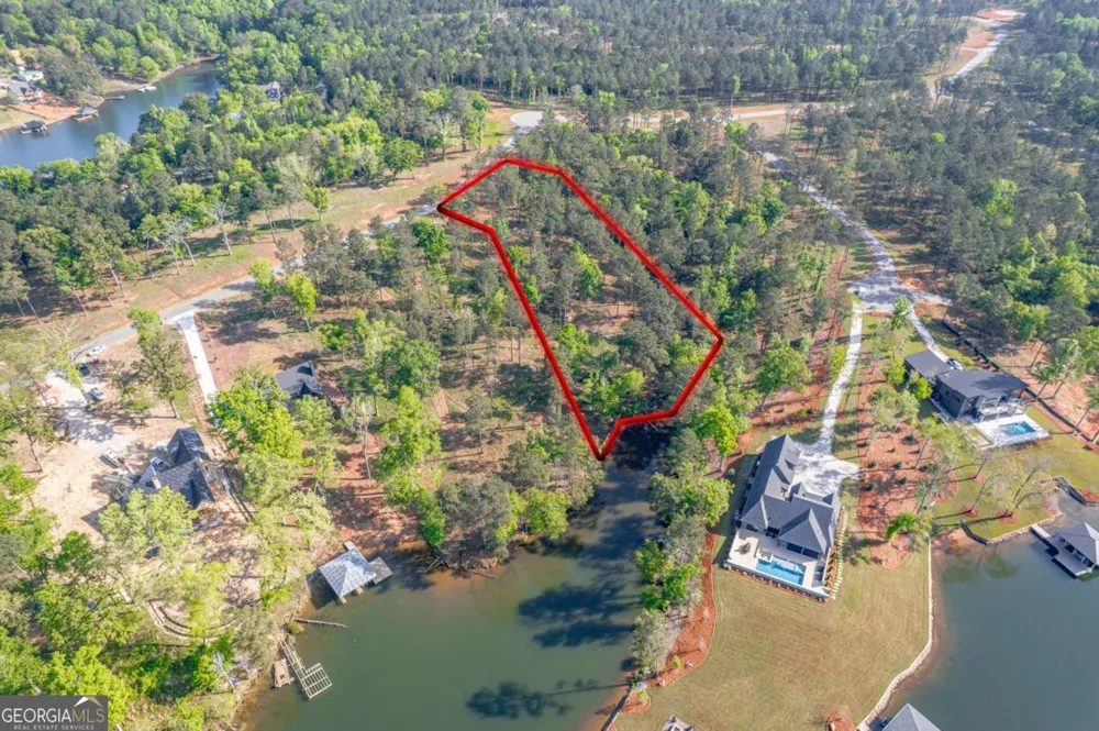203 Falls LN Milledgeville, GA 31061