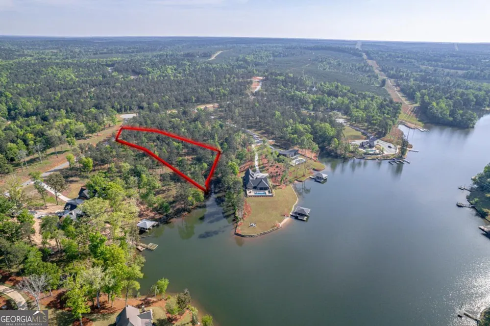 203 Falls LN Milledgeville, GA 31061