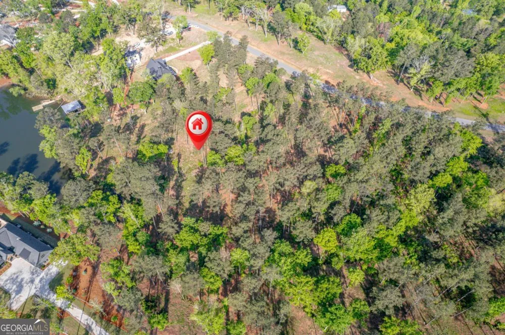203 Falls LN Milledgeville, GA 31061