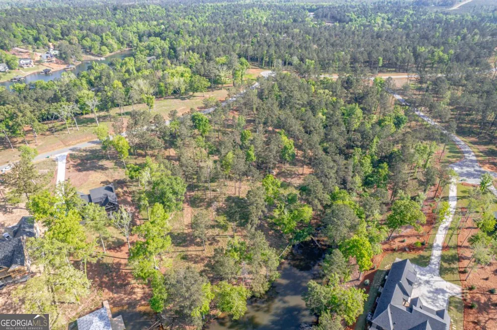 203 Falls LN Milledgeville, GA 31061
